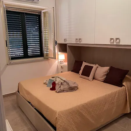 Casa Taormina Miranaxos Hébergement de vacances Giardini-Naxos