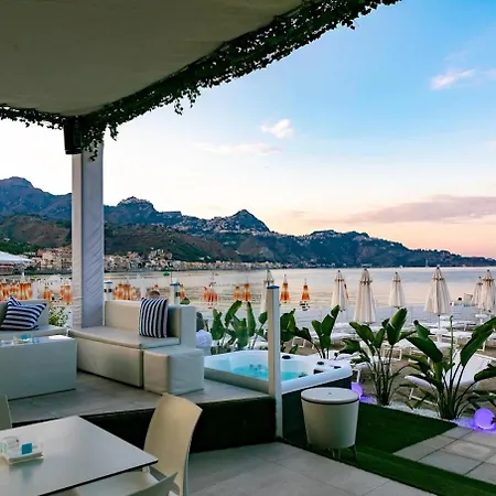 Casa Taormina Miranaxos * Giardini-Naxos